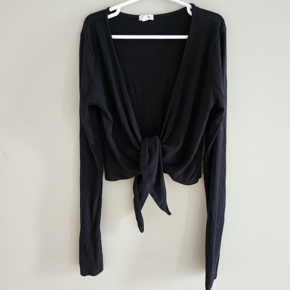 Garage Black Ribbed Top - Picture 2 of 3